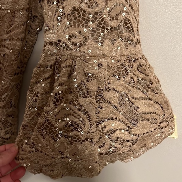 Lace Floral Semi Sheer Overlay Tan Sequin Midi Bubble Sleeve Dress Size 12 - Picture 2 of 11